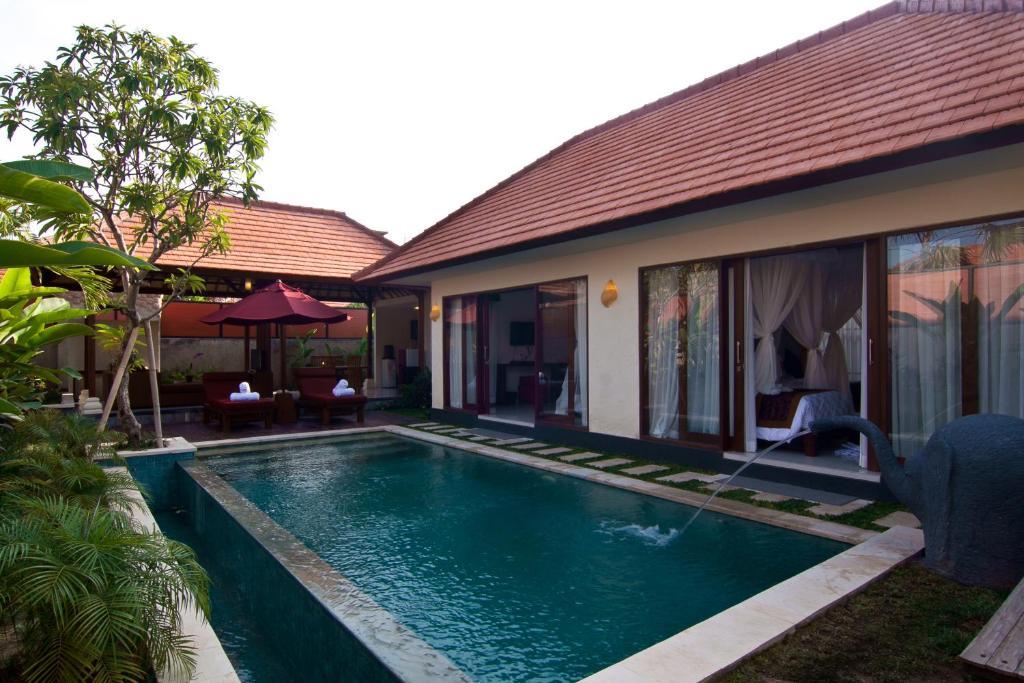 The Awan Villas - Chse Certified Seminyak Pokoj fotografie